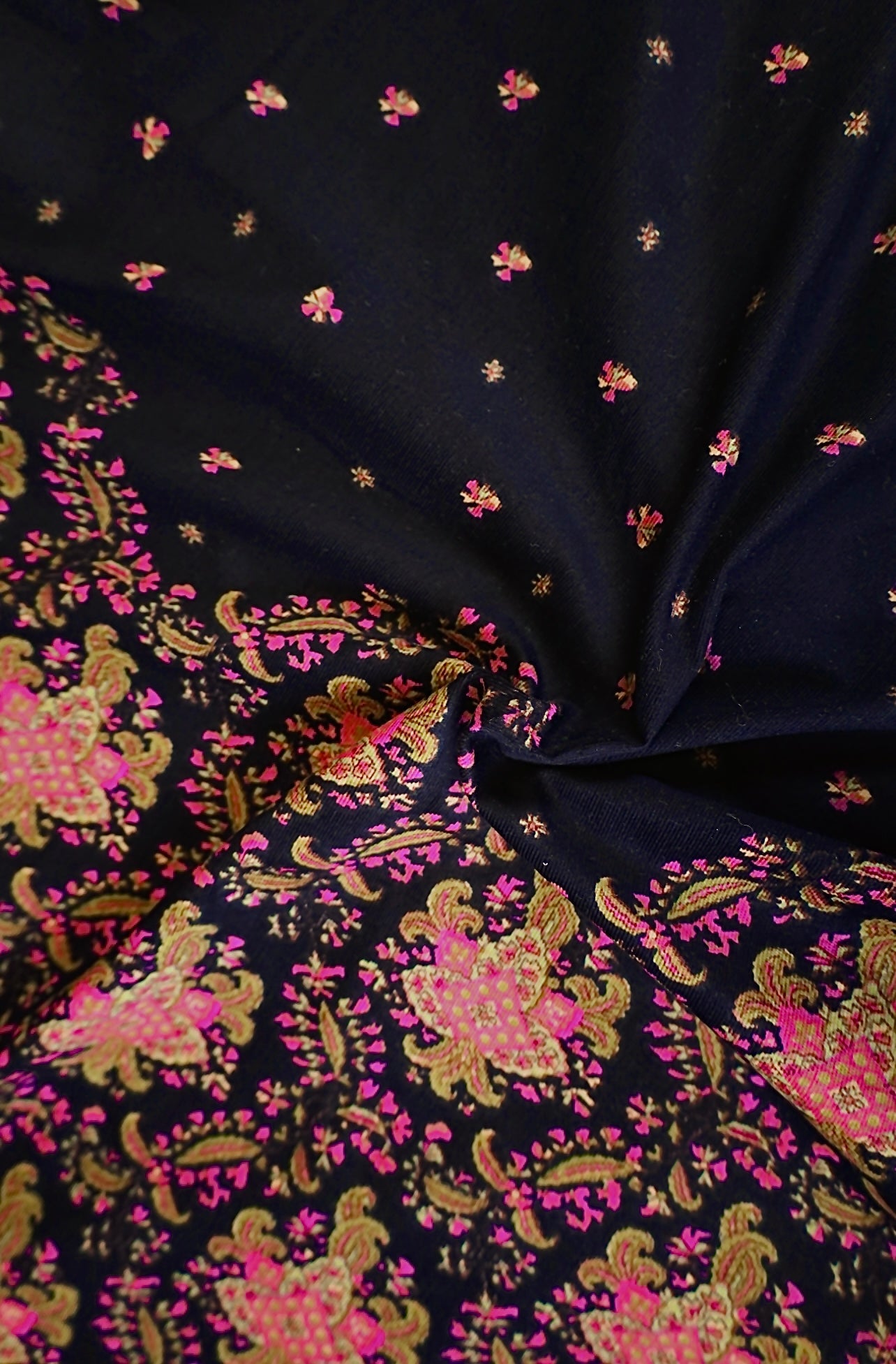 byTiMo Black Paisley Baby Chord