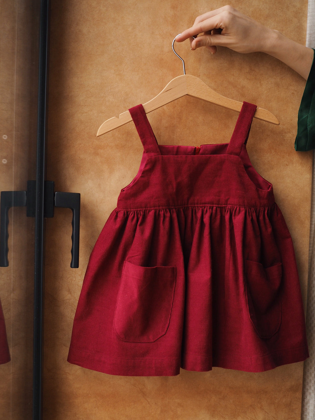 Edel barnekjolemønster