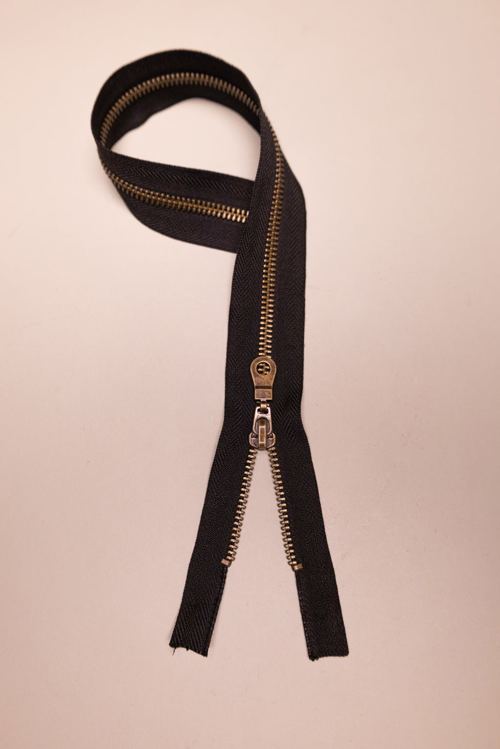 Delbar metallglidelås 40 cm, sort