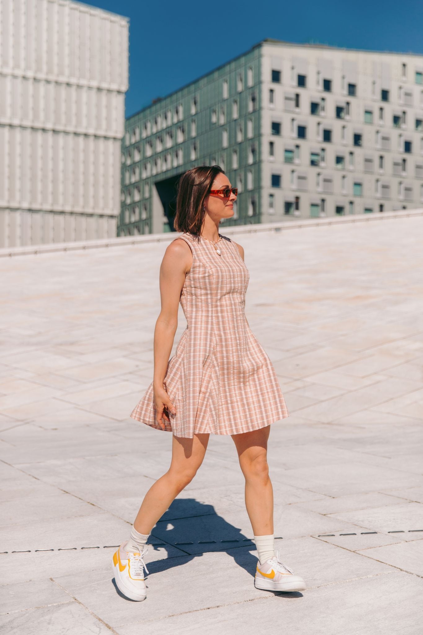 Kort Dressing med rund hals