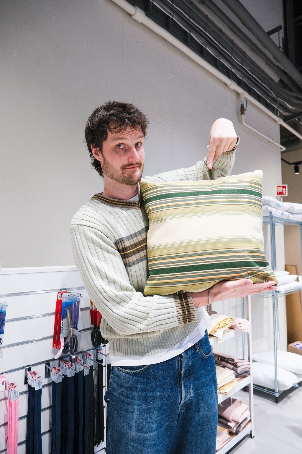 Utendørsstoff vannavv. - Krem m/striper