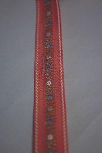 Jacquardbånd blomstret 25 mm Rosa