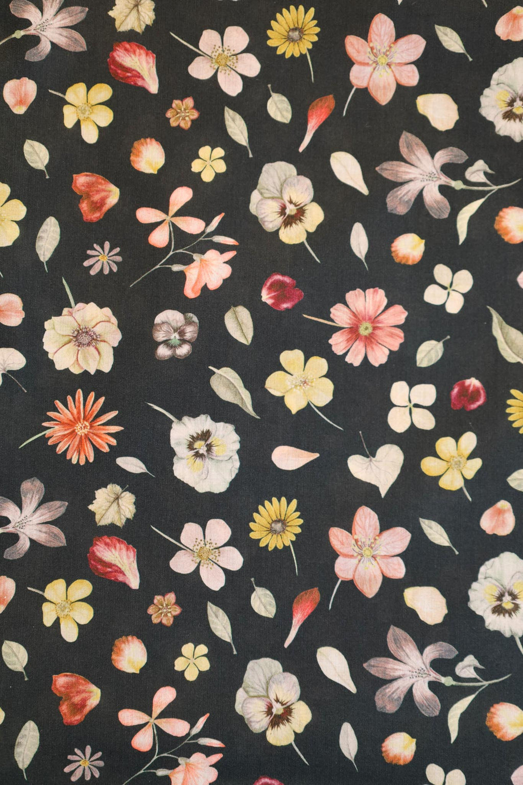 Liberty Fabrics - Phyls Flower sort