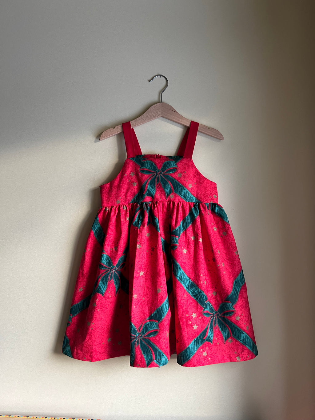 Edel barnekjolemønster