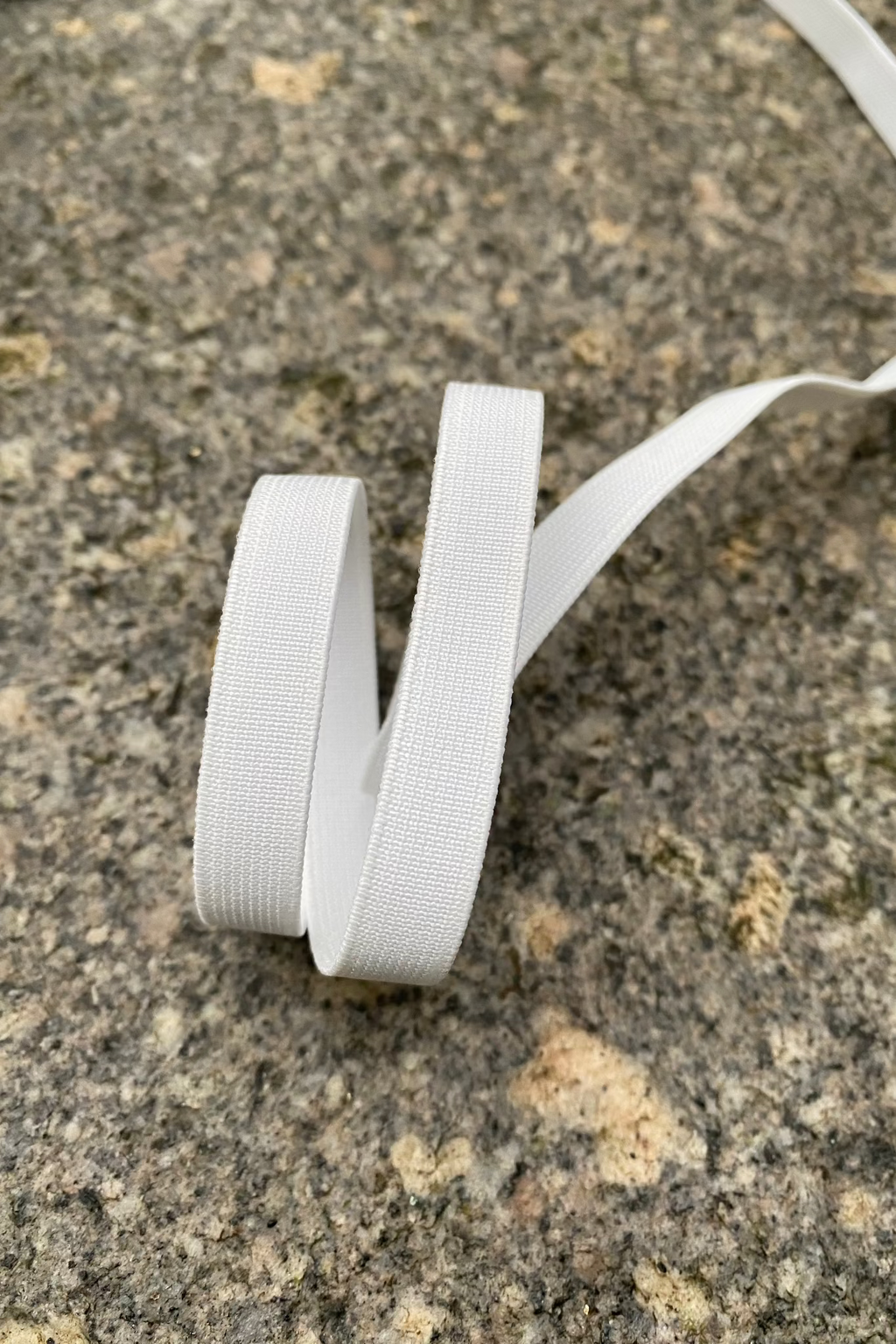 Strikk 10 mm hvit