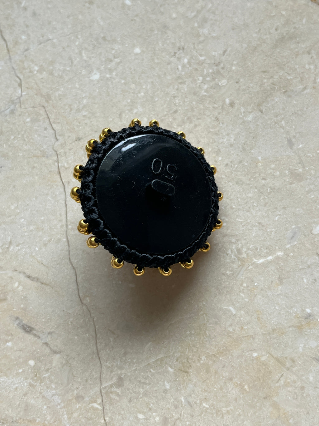 Kelly Button - Black/Gold