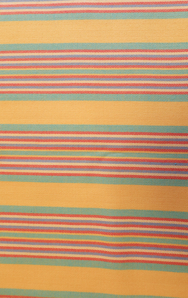 Gul med grønn / rød / hvit / blå stripe