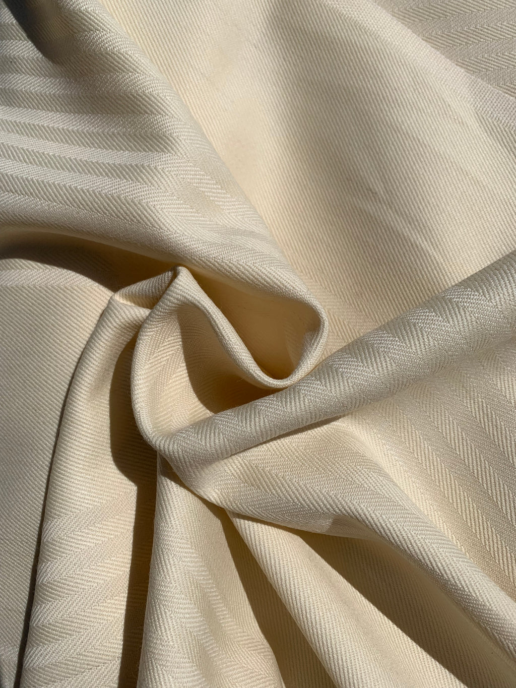 Beige / gule striper ull fra Krivi