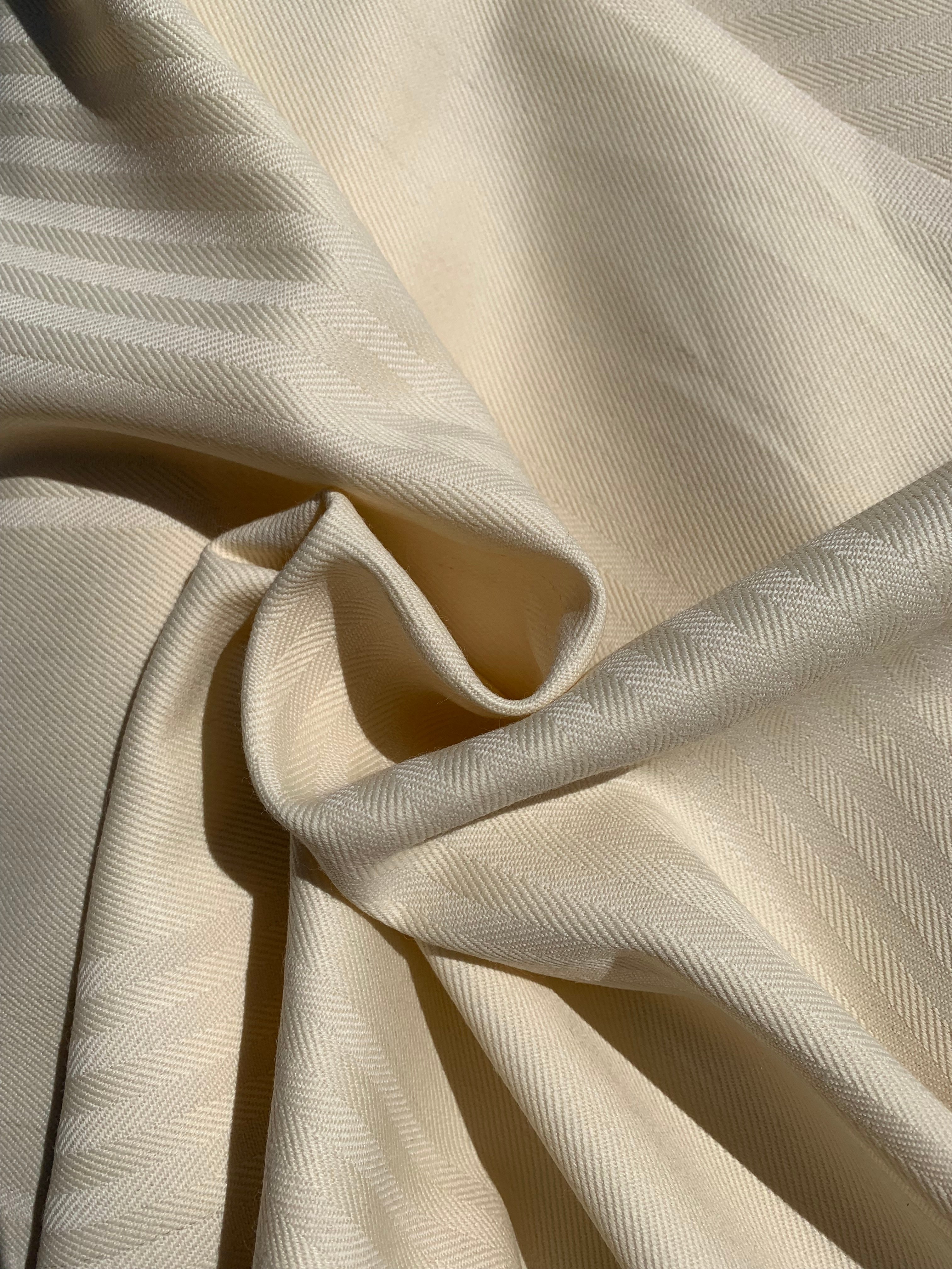 Beige / gule striper ull fra Krivi