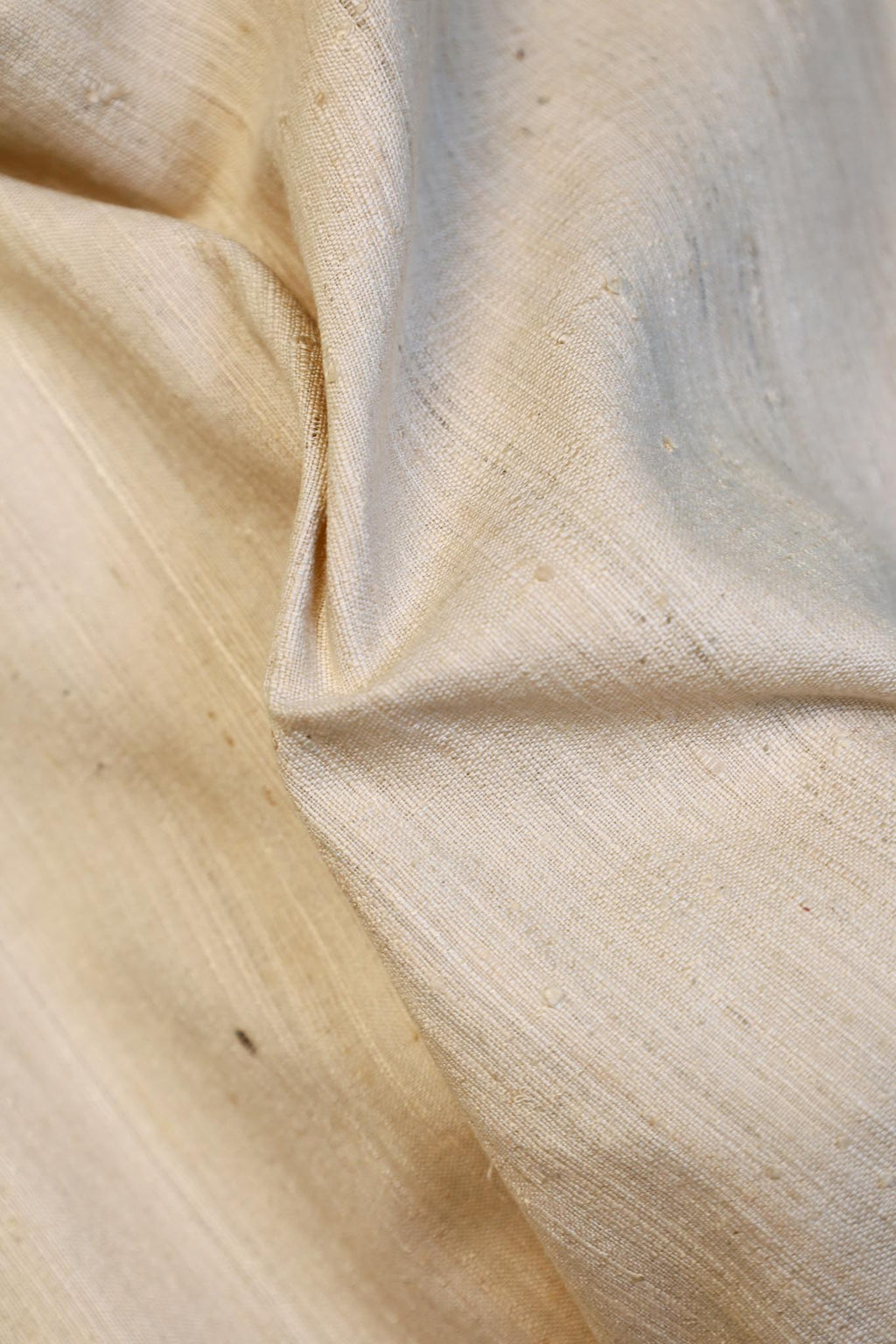 Sandra - Beige Råsilke