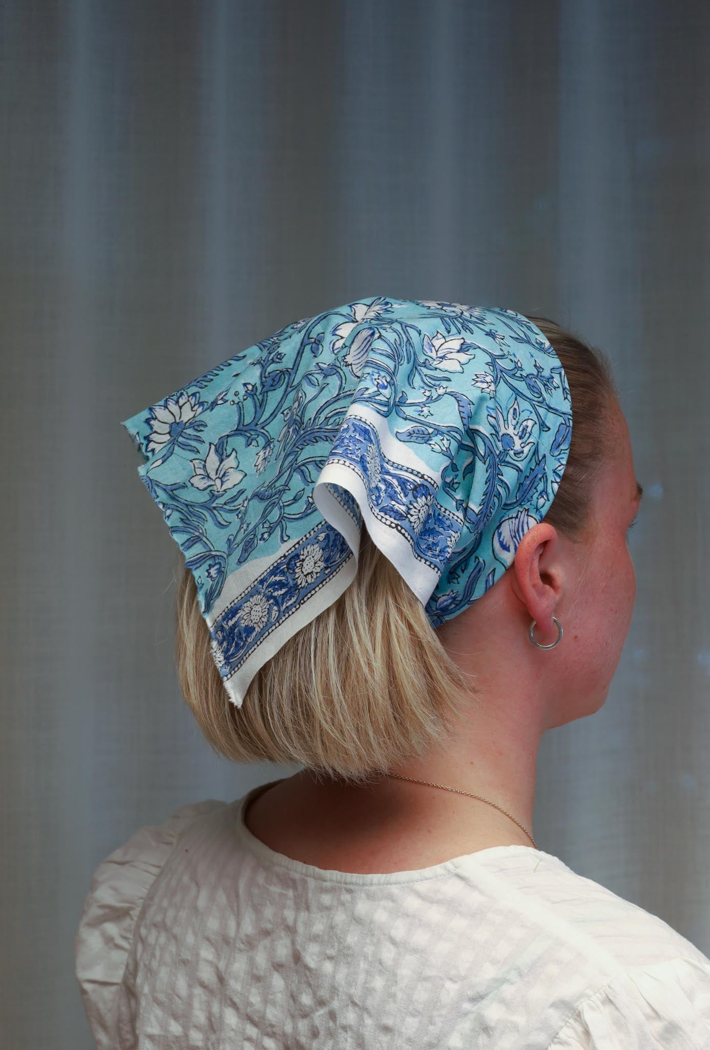 Skaut - Sveveklokke blå med bord