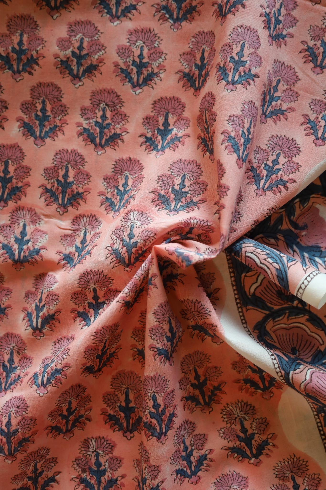 Studio Bazar - Nattsilke dus fersken