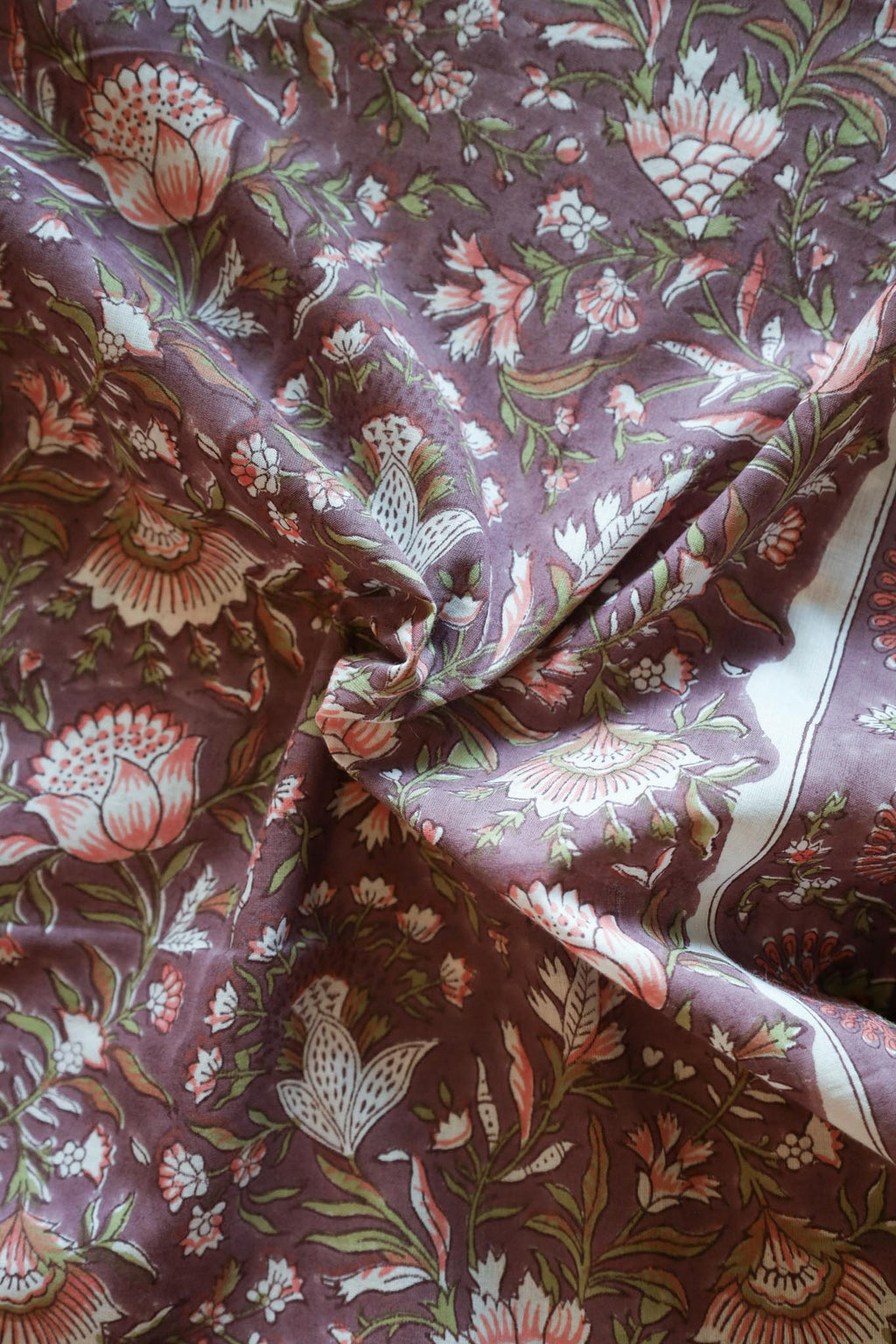 Studio Bazar - Mørkeblom Lilla/burgunder