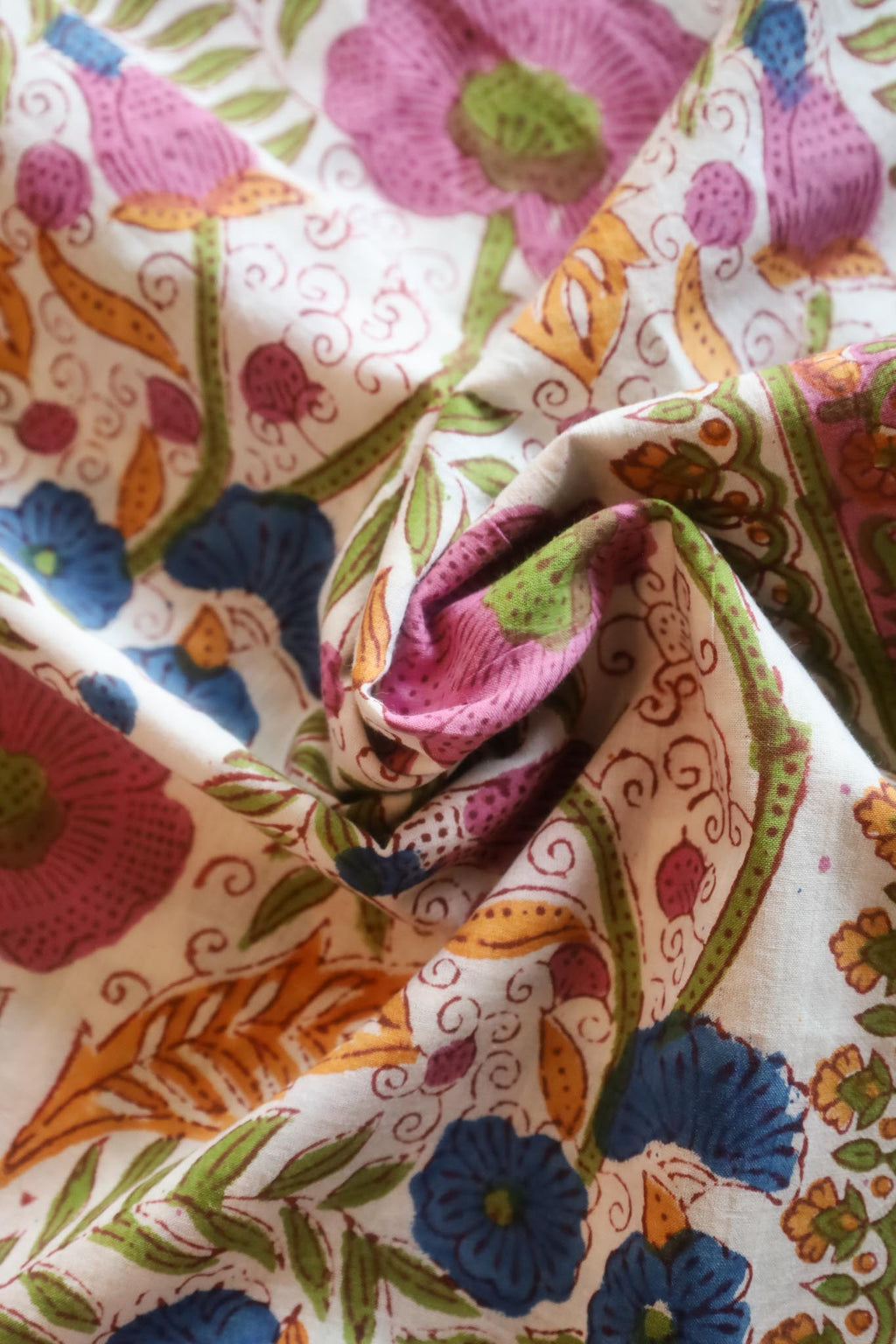 Studio Bazar - Regnbueblad multifarget