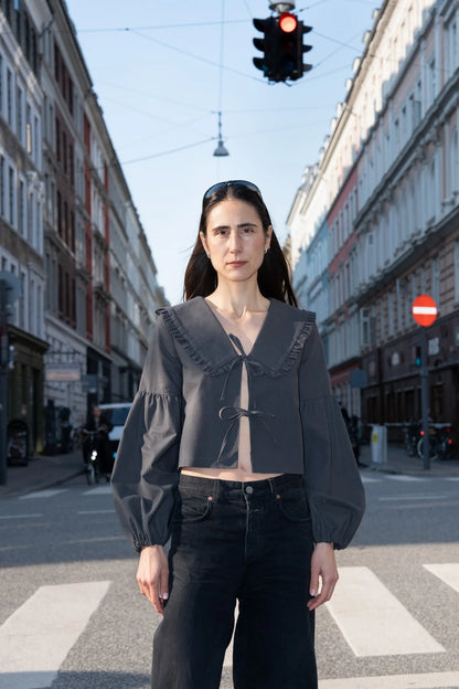 Puff & Pencil Tie Blouse + Peggy Collar + Lantern Sleeves