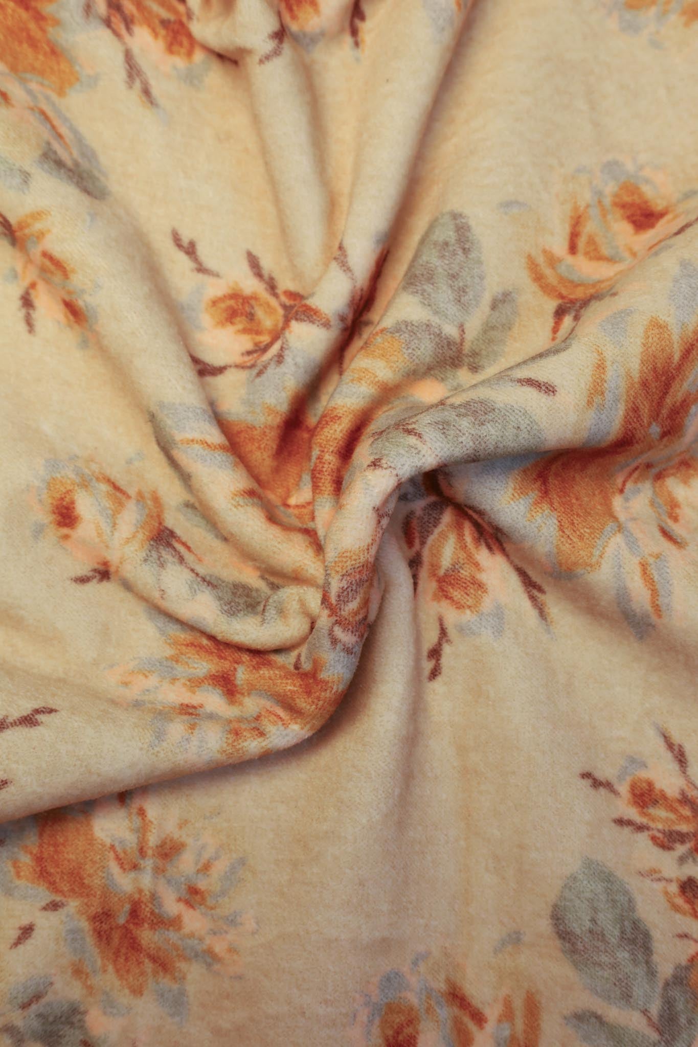 byTimo - Krem Blomstrete Fløyel