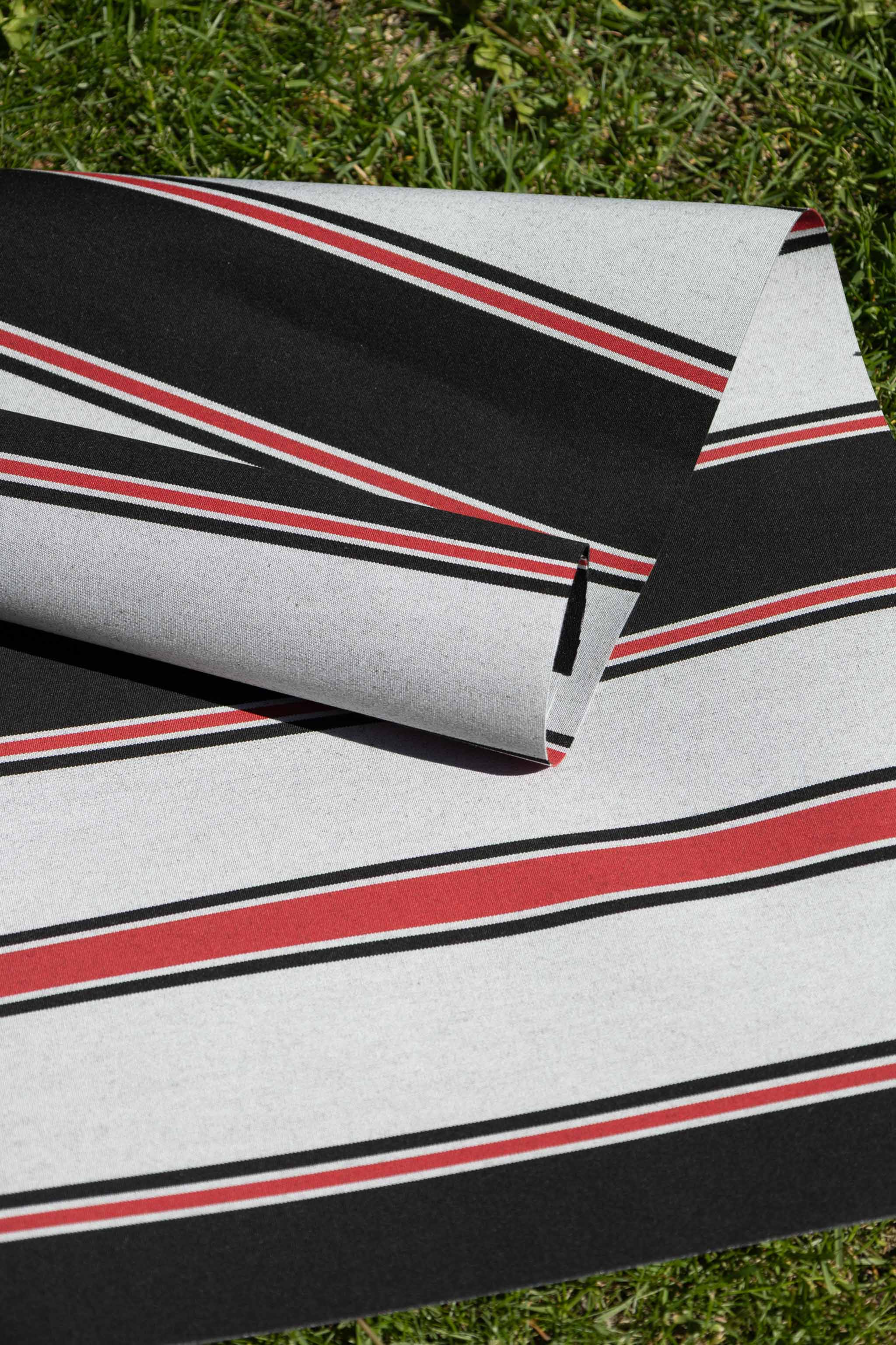 Utendørsstoff vannavv. - Hvit, rød og sort