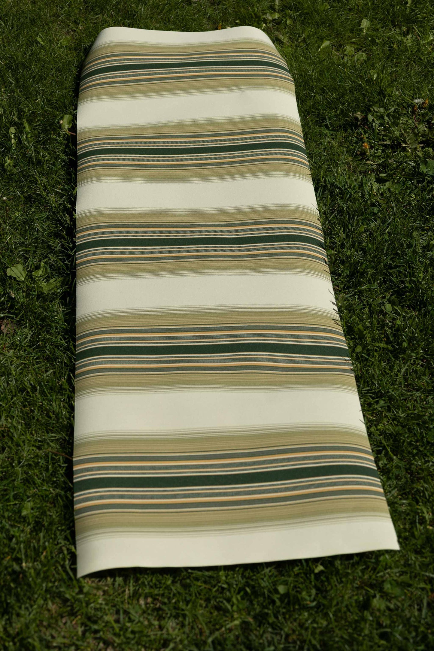 Fæbrik x Norsol Pyntepute 60x40 cm - Krem m/striper