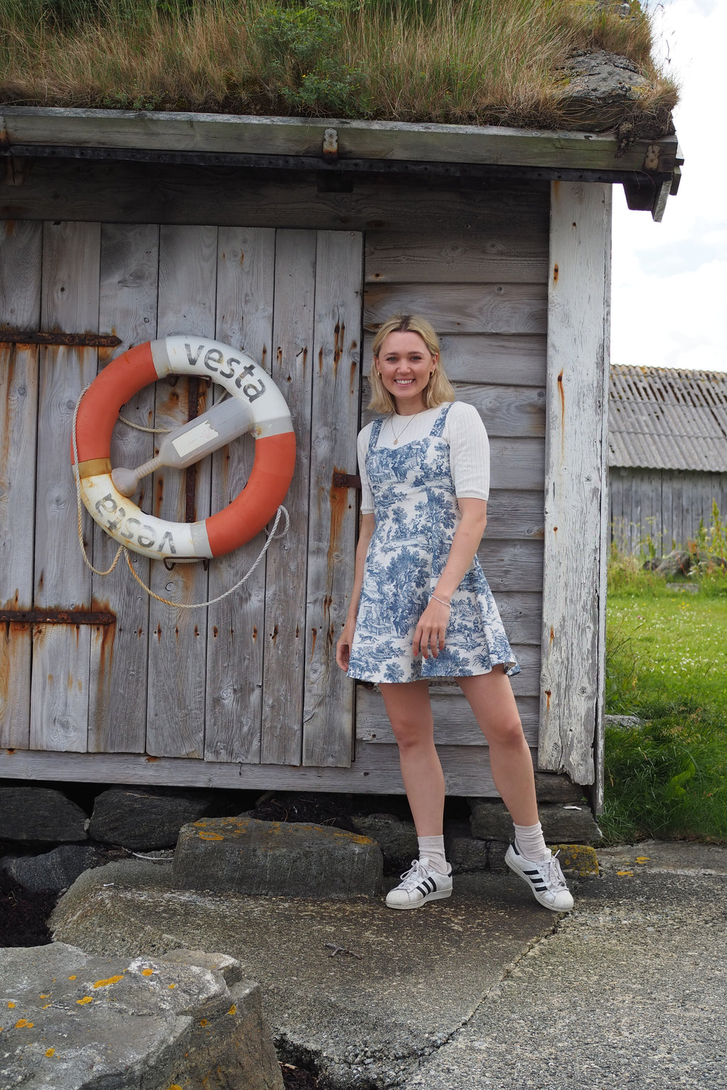 Dressing med stropper