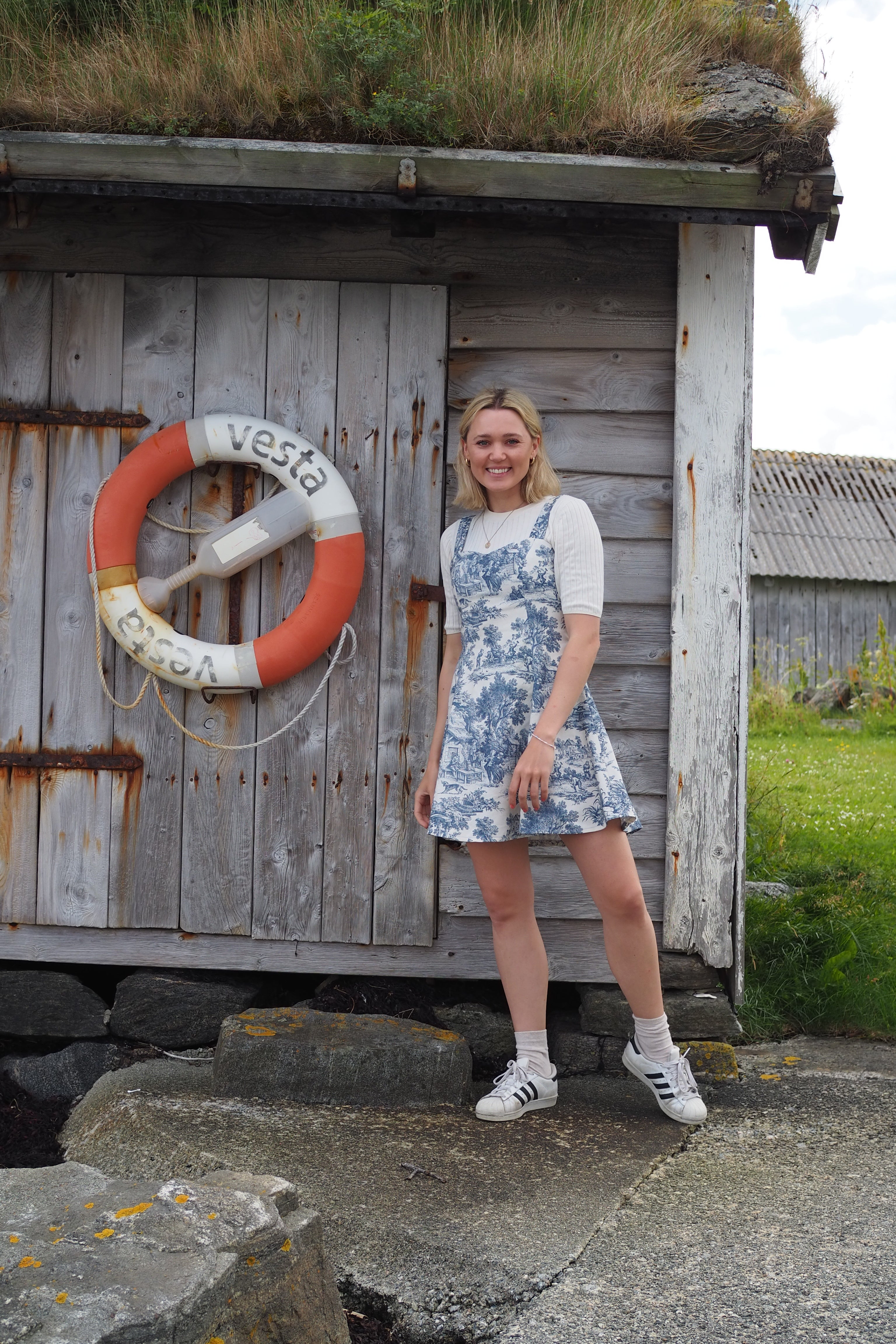 Dressing med stropper