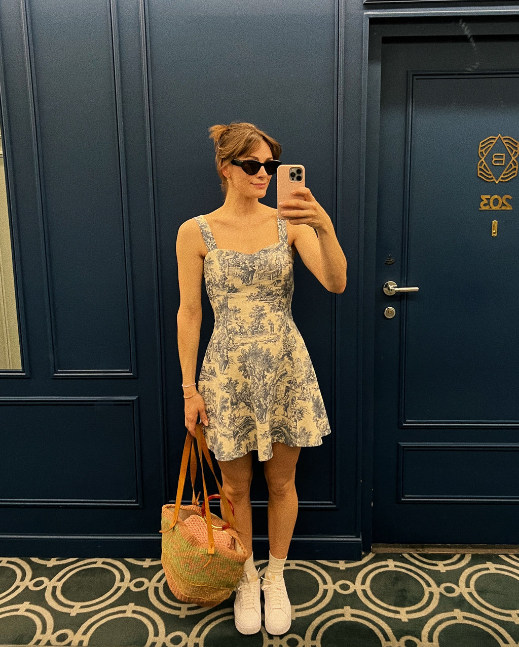 Dressing med stropper