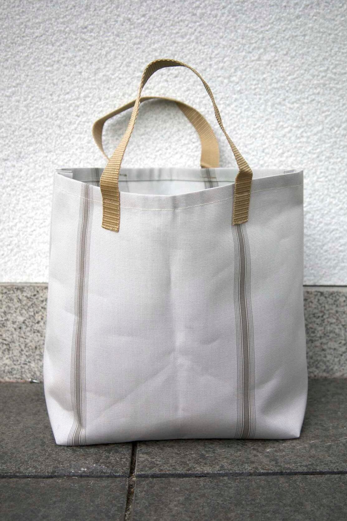 Markisebag liten, Grå