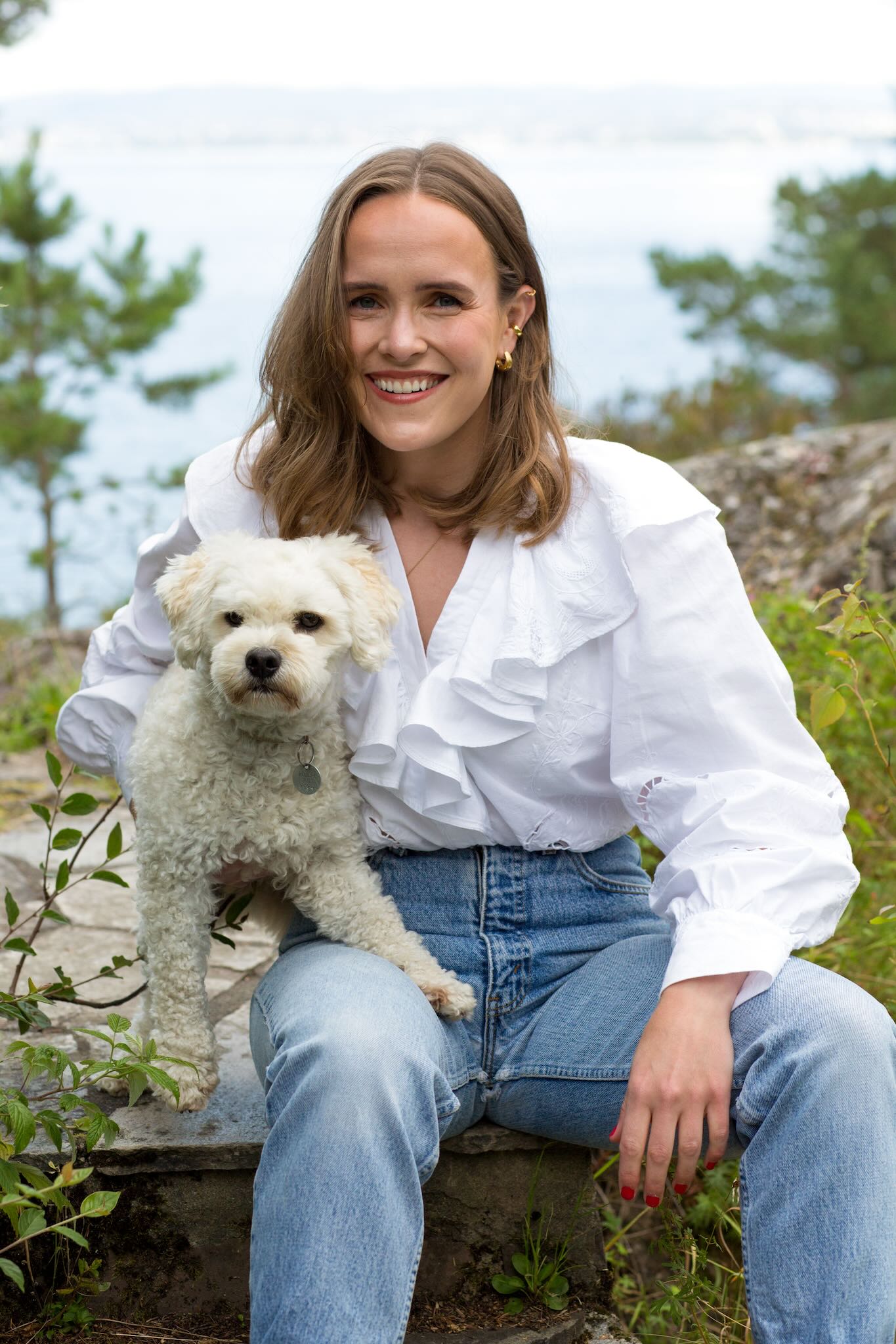 Lysneblusen mønster + Poplin lys blå