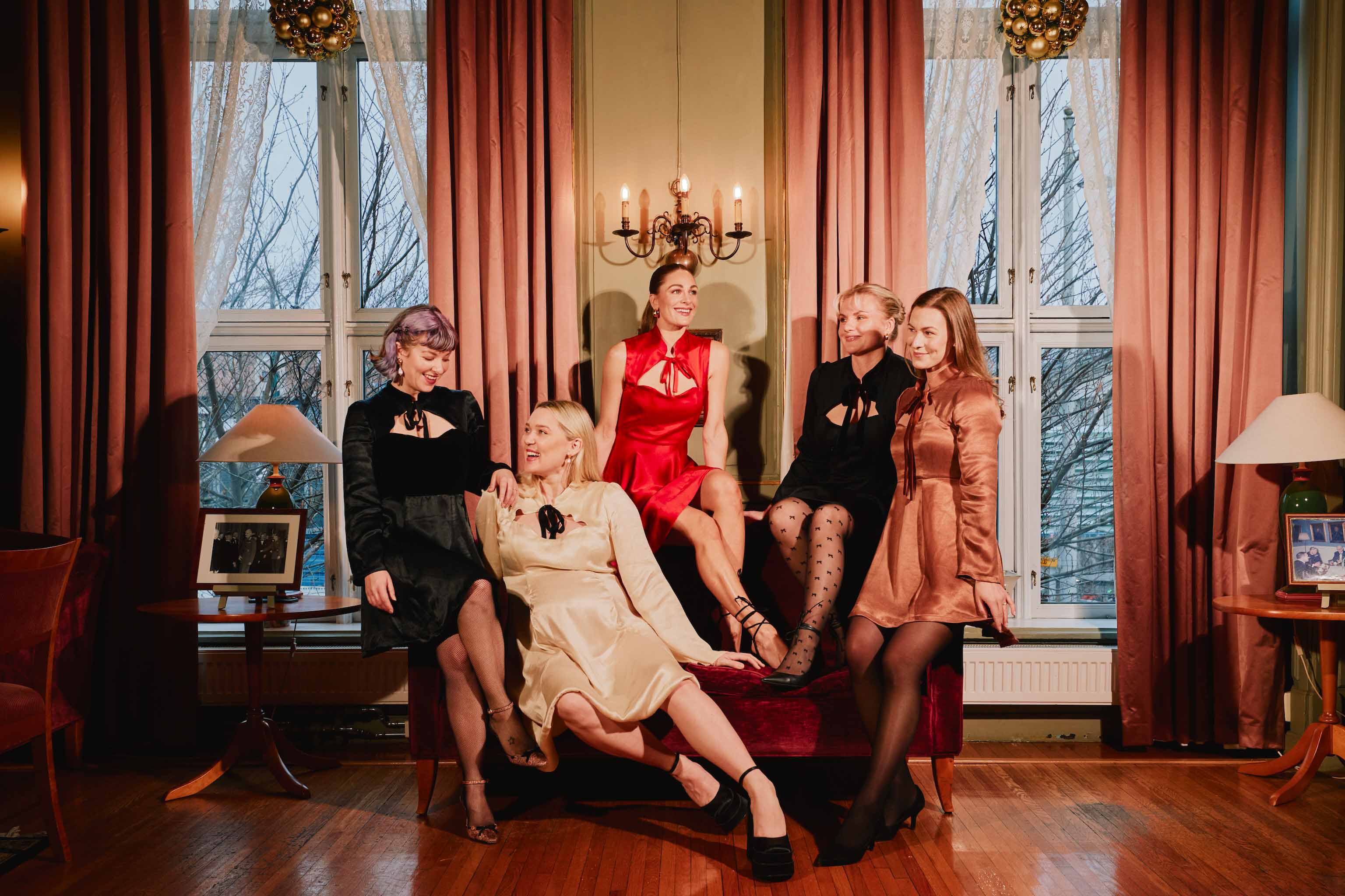 MARIAH mønster + Viskose sateng rød