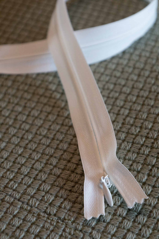 Glidelås skjult 25 cm - 089 Kremhvit