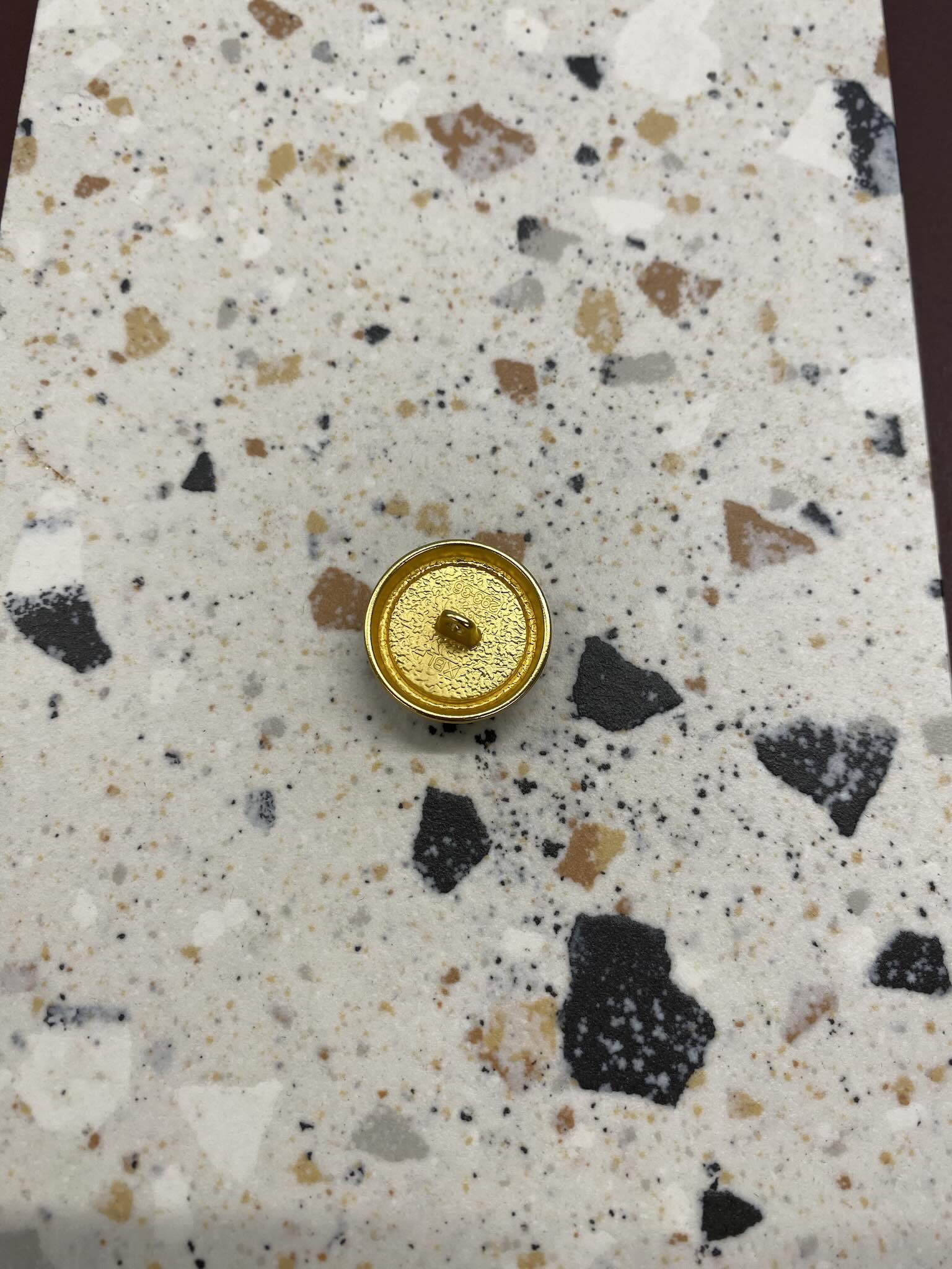 Sunny Button - Black