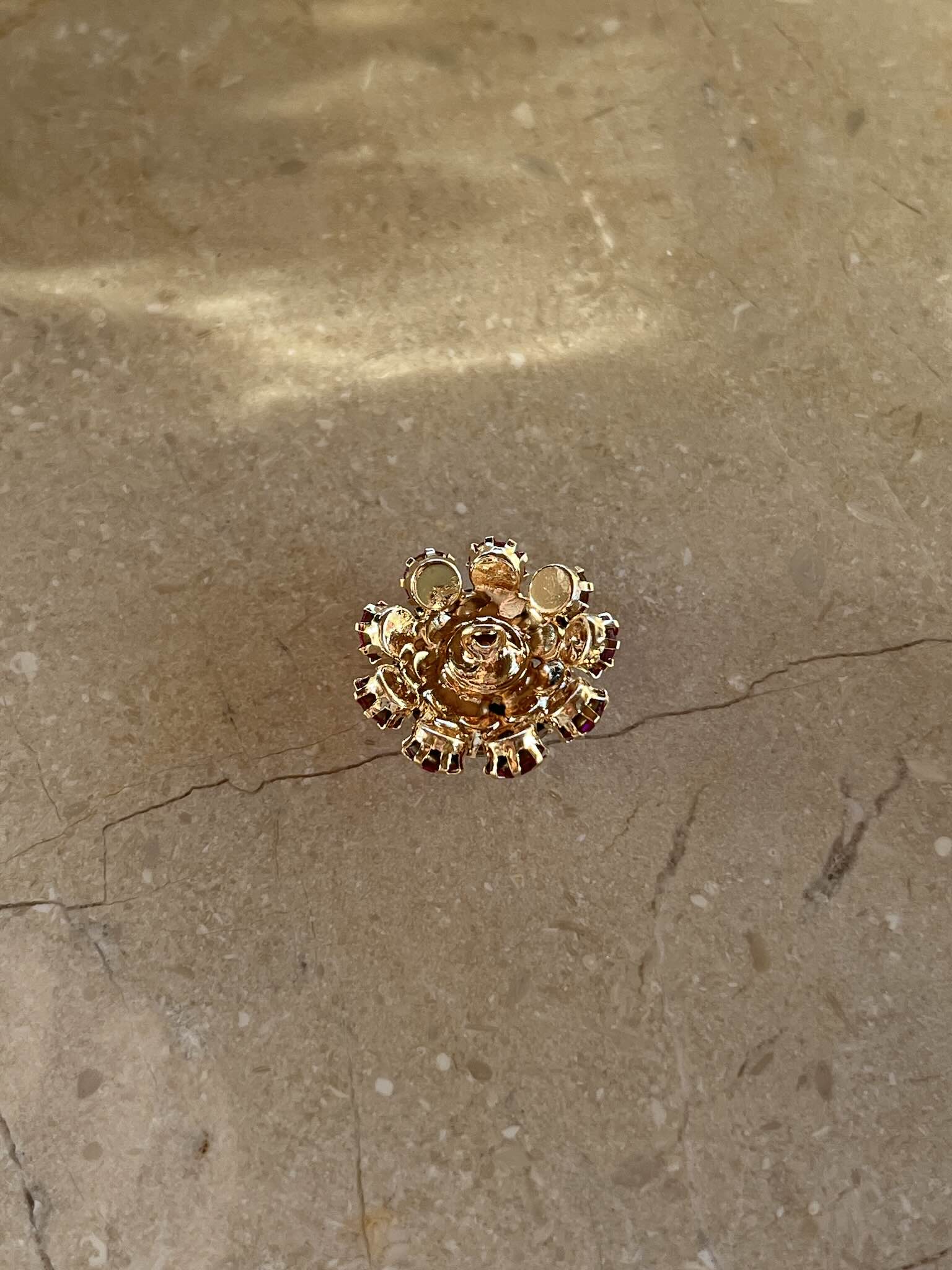 Gigi Button - Burgundy