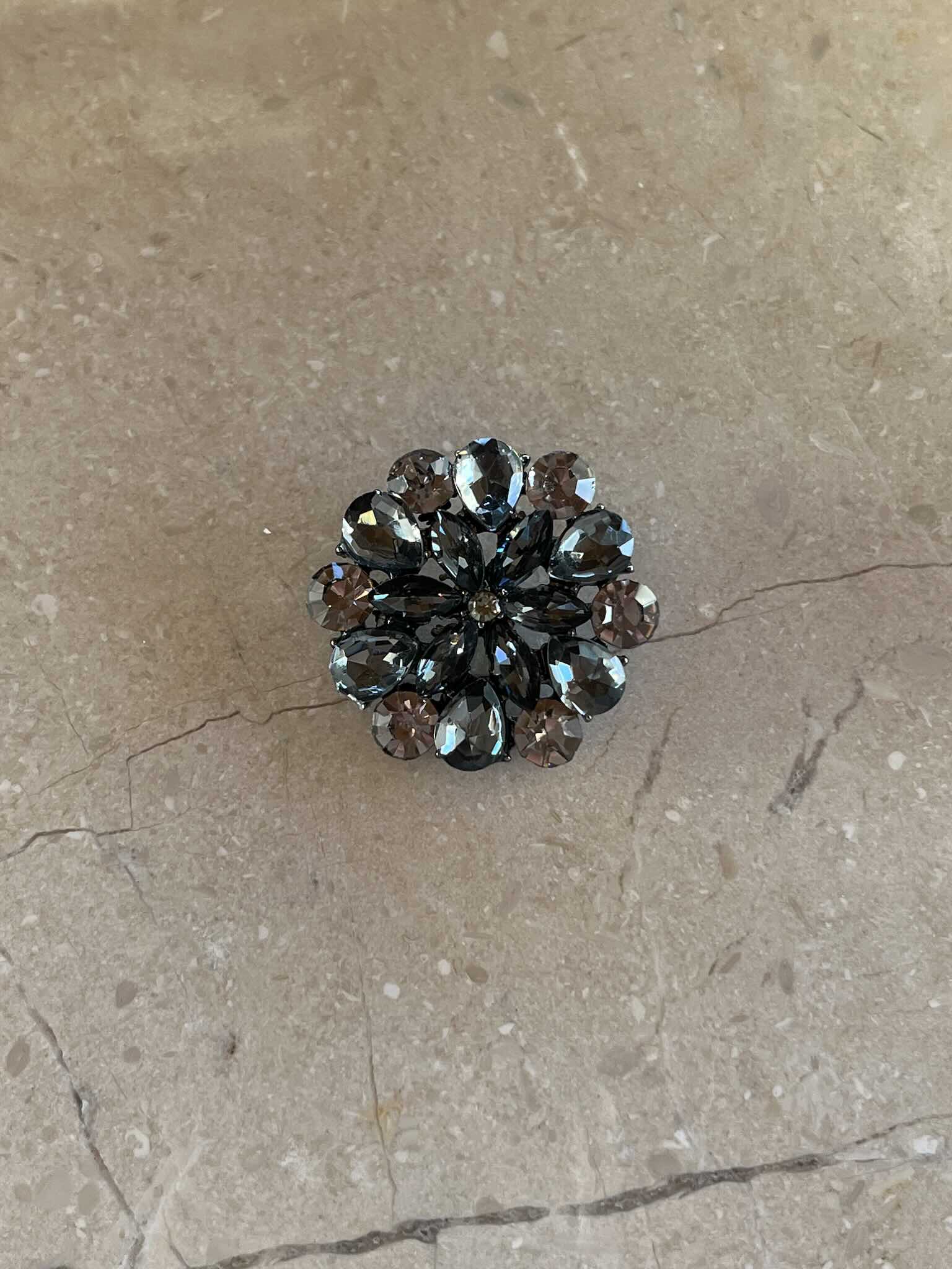 Kate Button  - Silver Clear