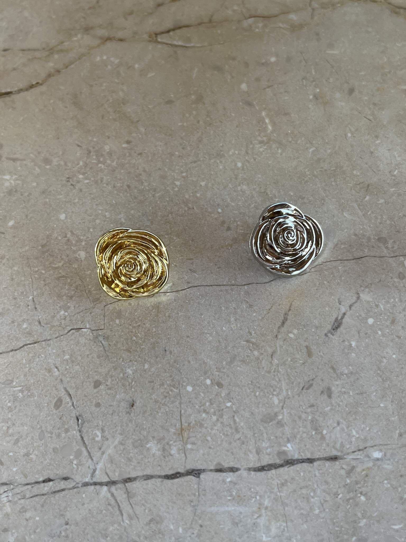 Rose Button - Gold