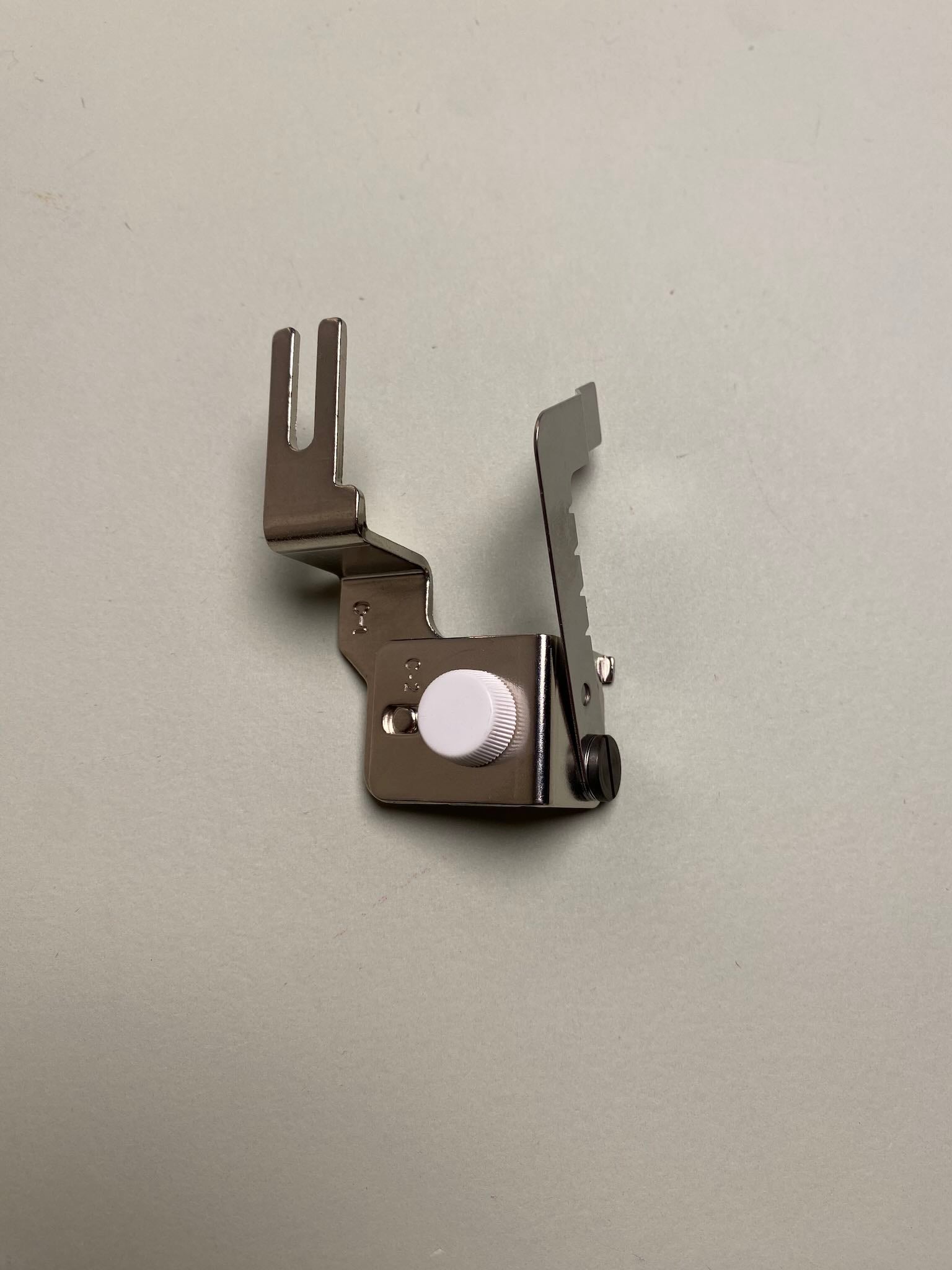 Rynkeapparat til Fæbrix x Janome Overlock