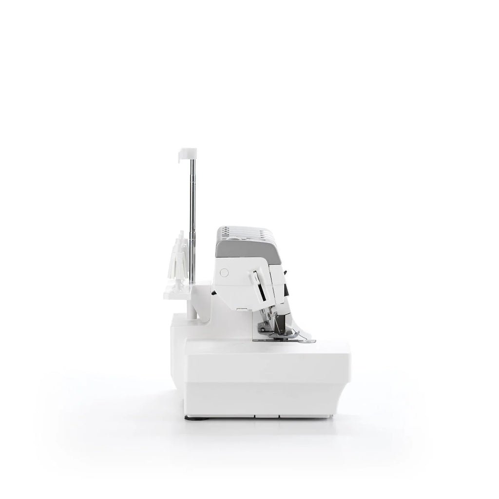 Janome AirThread 2000D