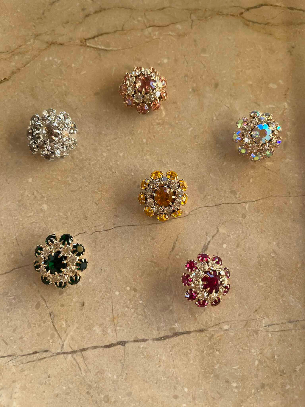 Gigi Button - Bright Green