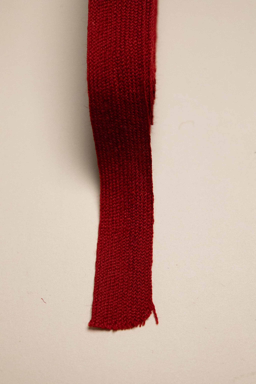 Strikkebånd ull rød, 25 mm