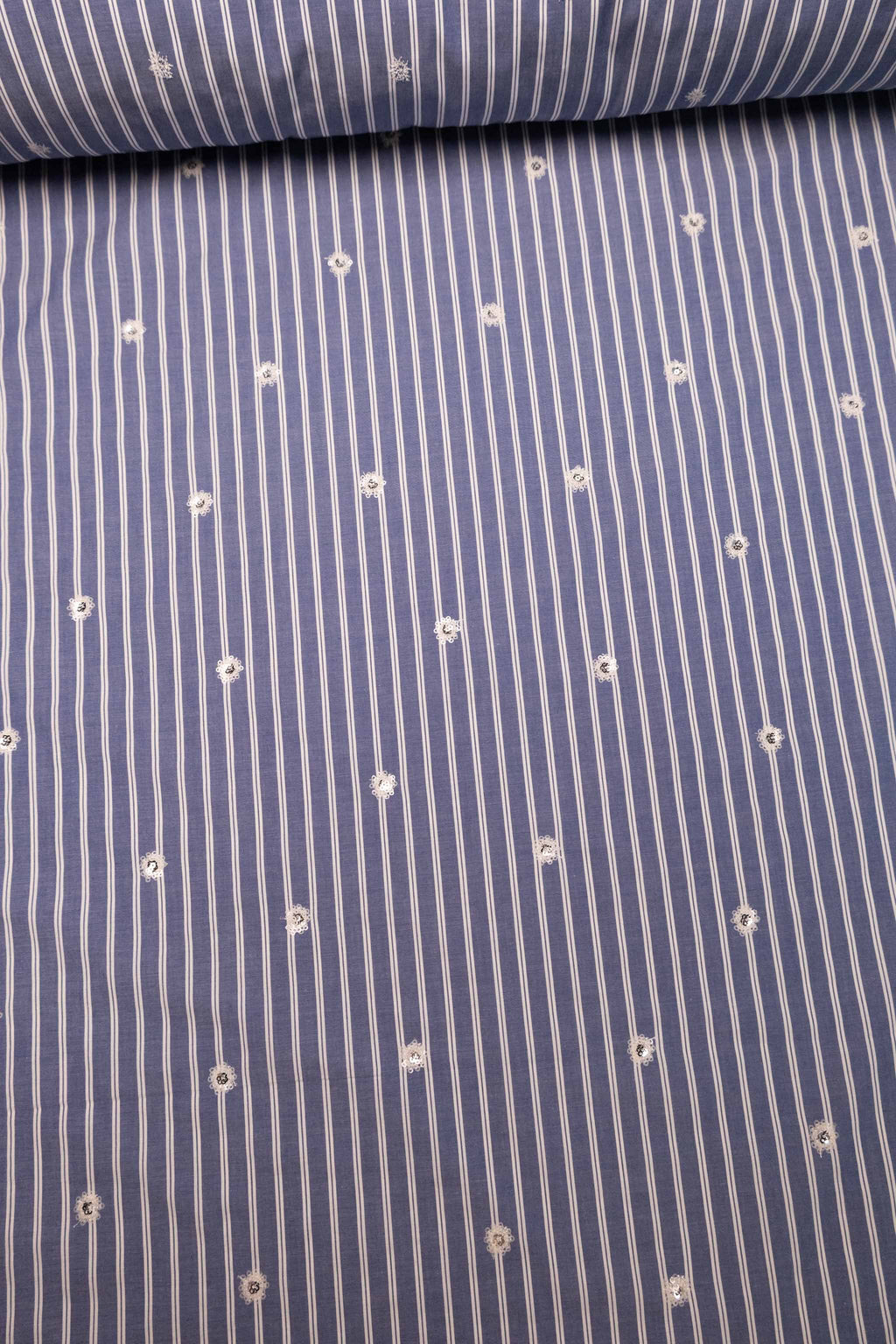 Petra - Paljettblomst poplin