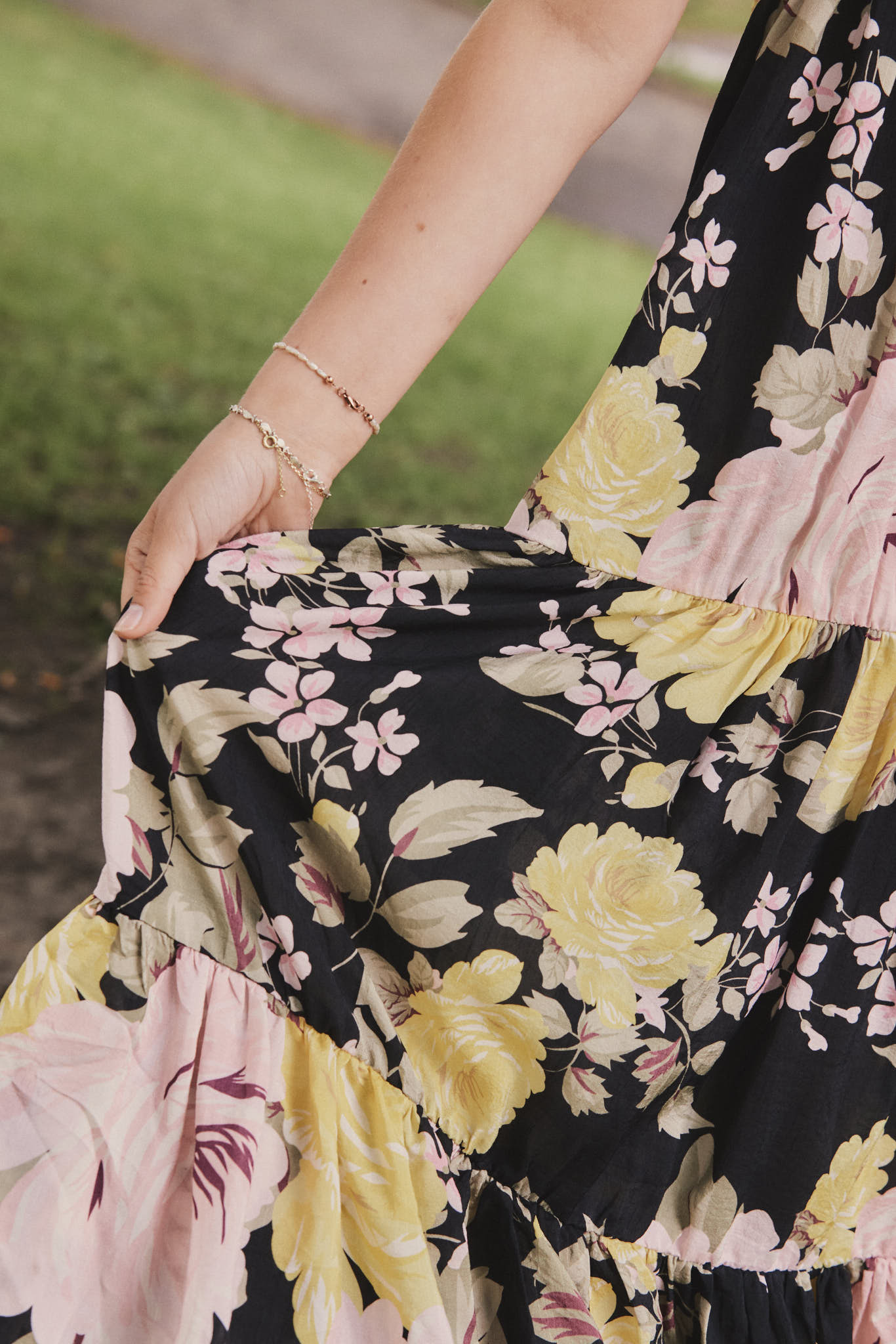 byTimo - Midnight Bouquet Viskose Slub