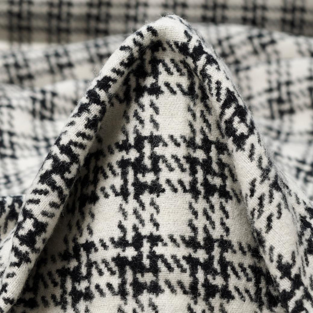 Diana - Hvit Rutet Jaquard Bomull