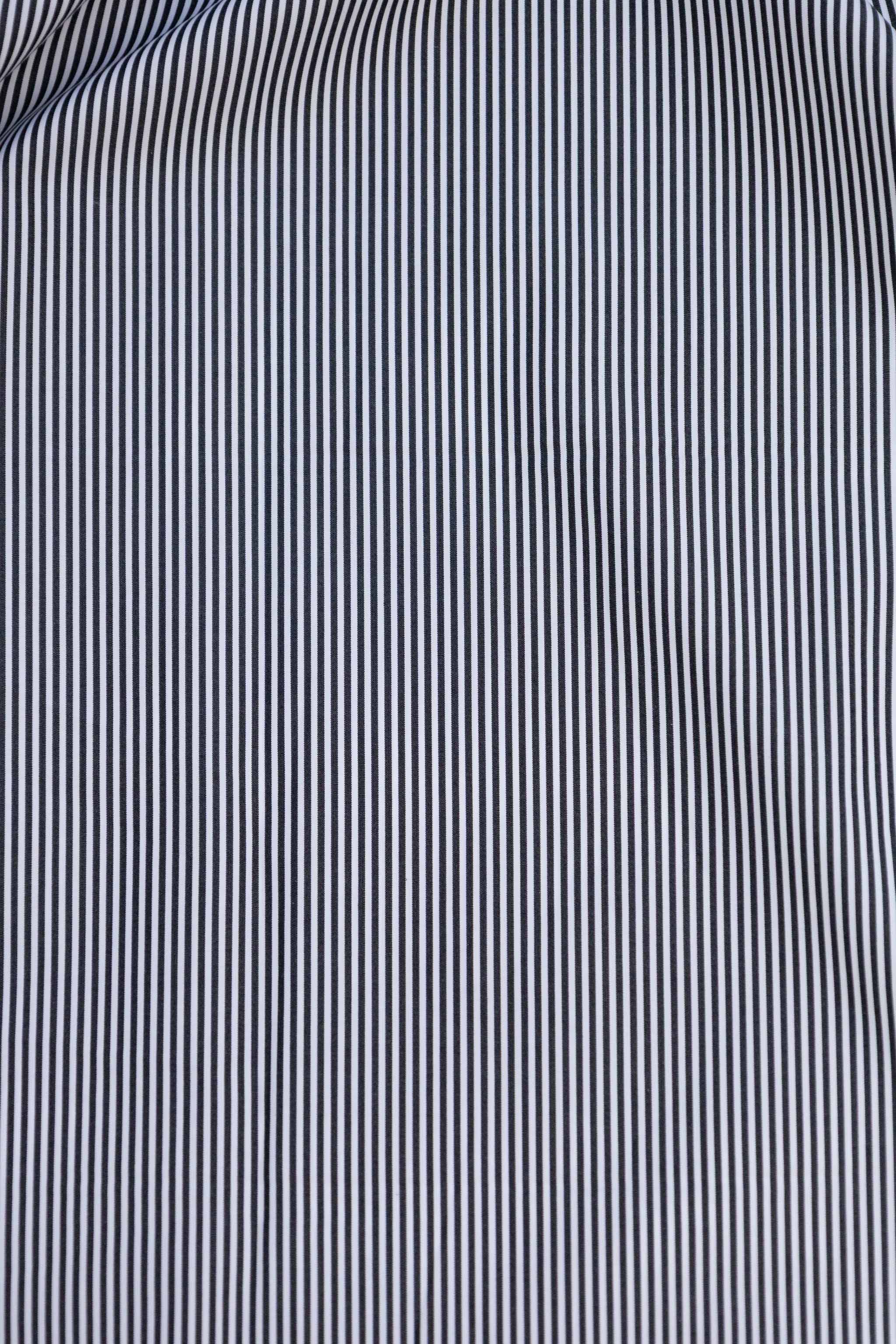 Petra Smalstripet Poplin