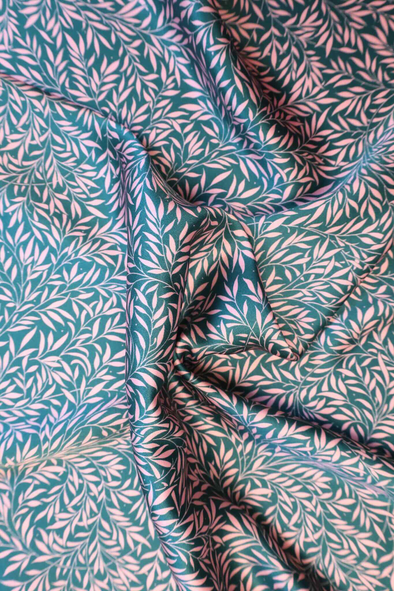 Liberty Fabrics - Willow Wood Silke