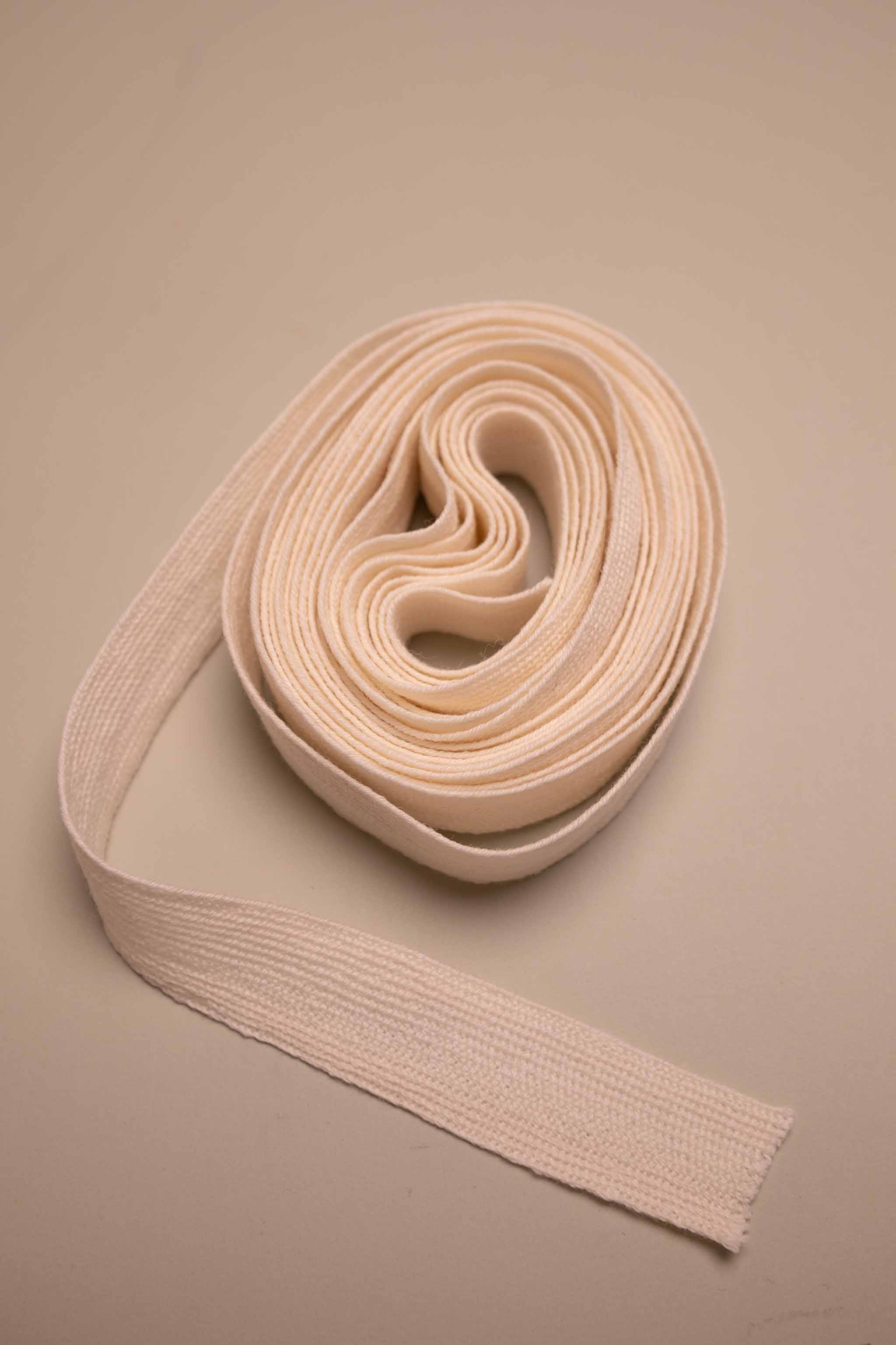 Strikkebånd ull hvit, 30 mm