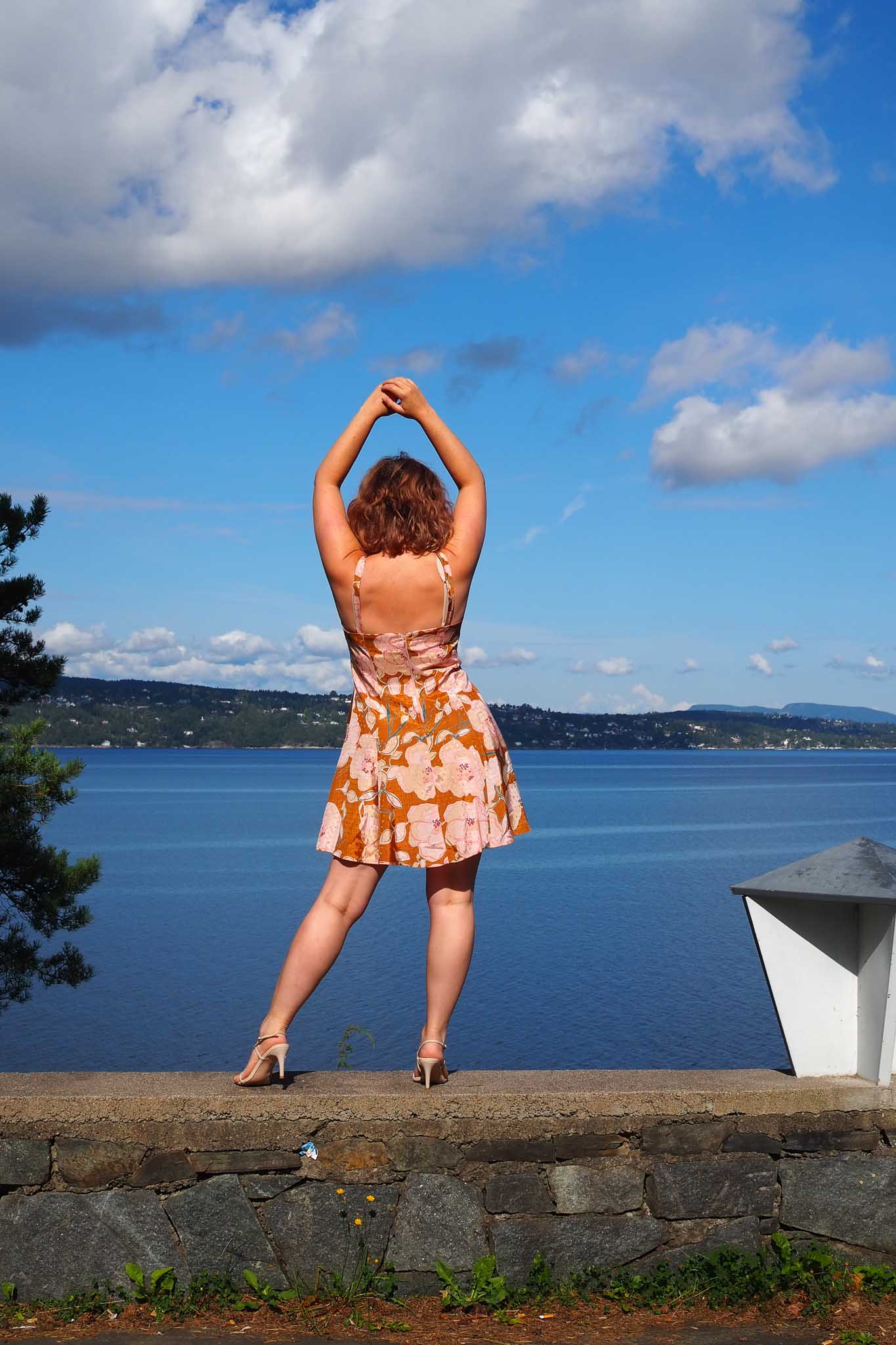 Dressing med stropper