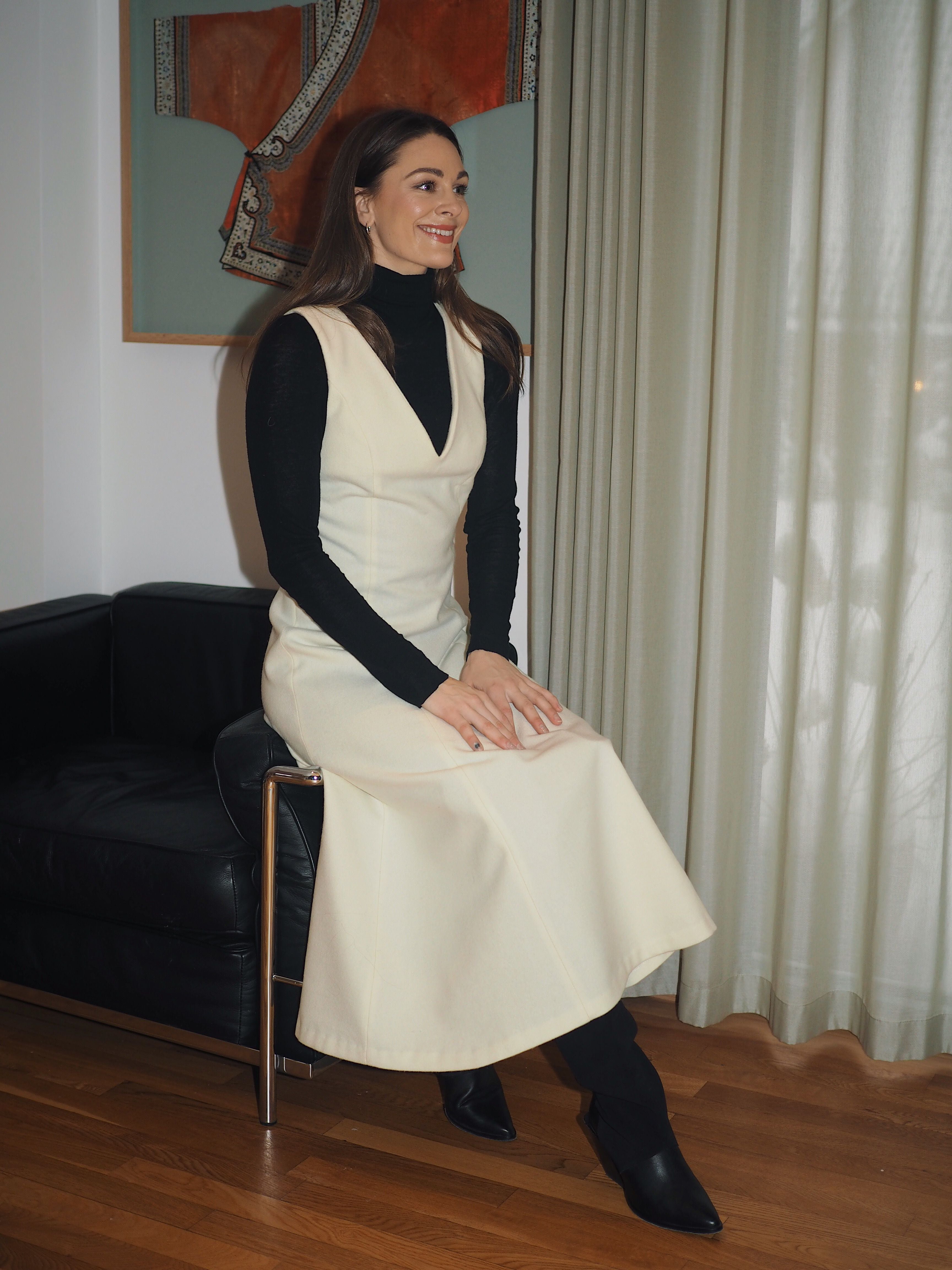 Lang Dressing med V hals uten ermer